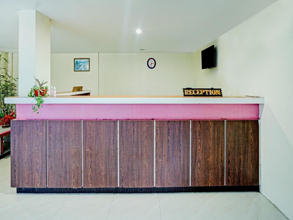 Oyo 90331 Hotel Toba Shanda 빠라빳 외부 사진