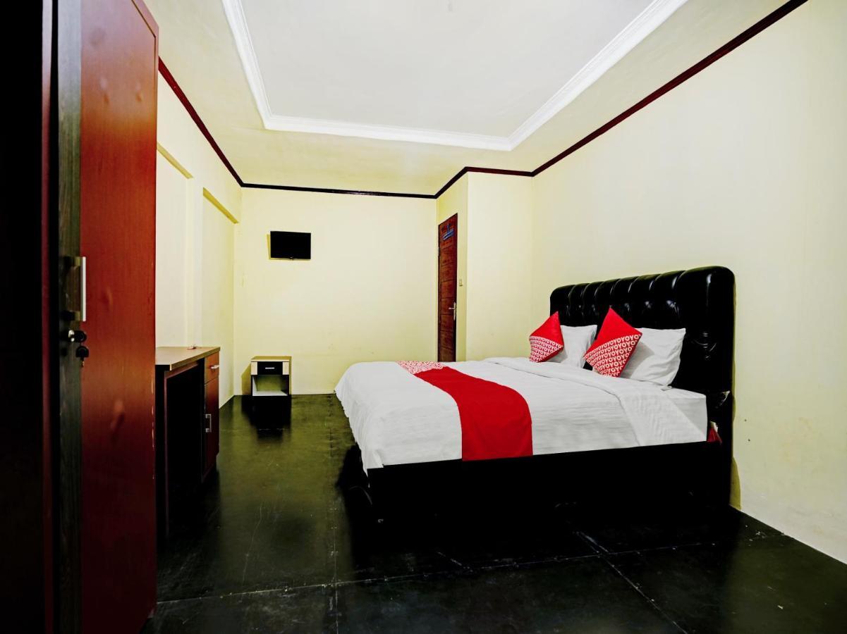 Oyo 90331 Hotel Toba Shanda 빠라빳 외부 사진