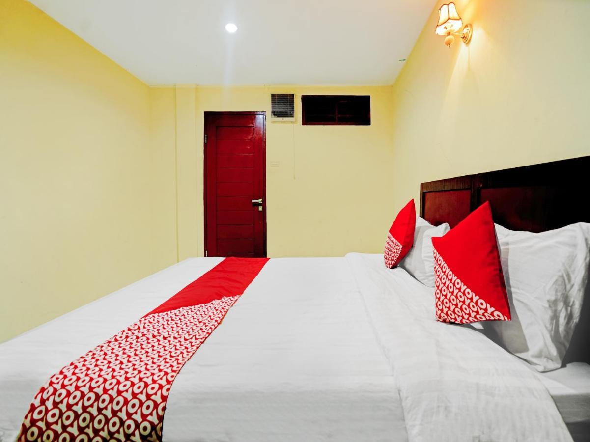 Oyo 90331 Hotel Toba Shanda 빠라빳 외부 사진