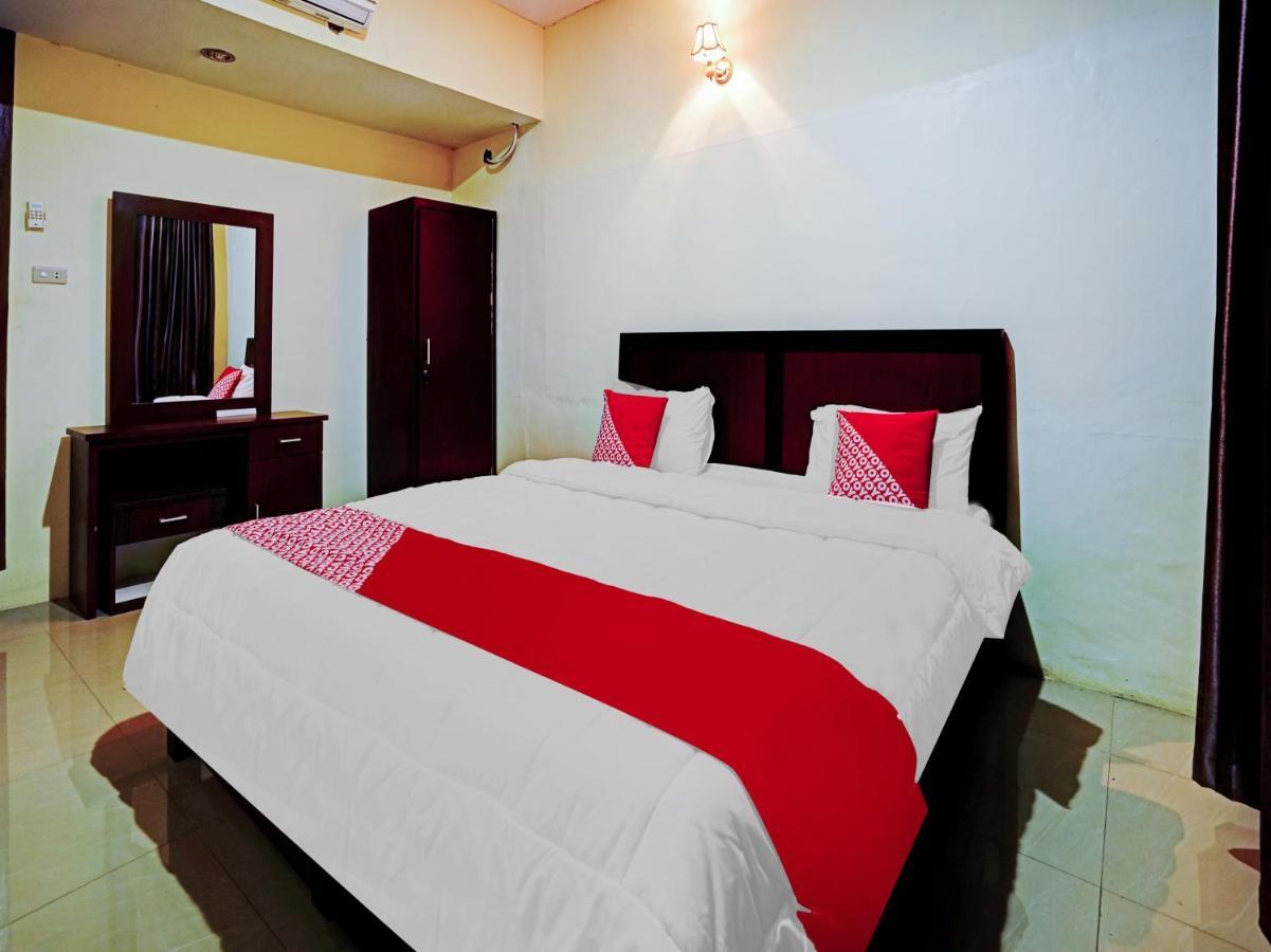 Oyo 90331 Hotel Toba Shanda 빠라빳 외부 사진