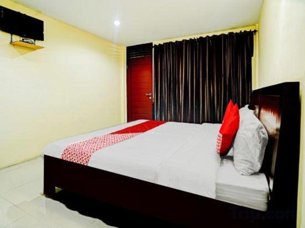 Oyo 90331 Hotel Toba Shanda 빠라빳 외부 사진